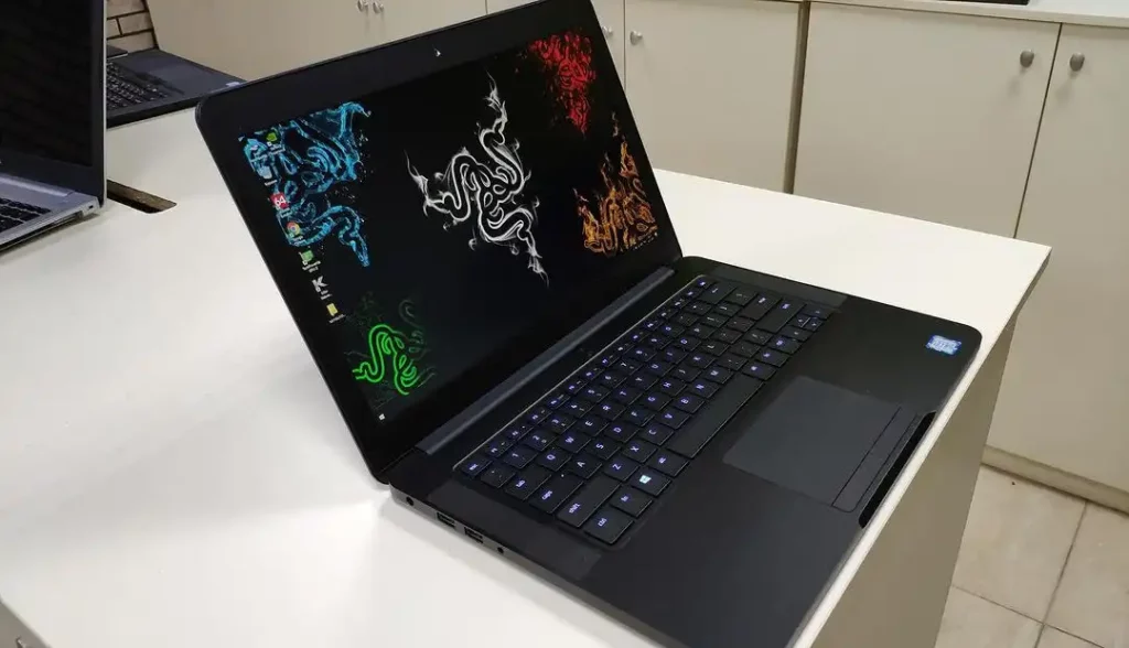 Razer Blade 14 2024 with Ryzen 9 and RTX 4000 Graphics 9 Razer-Blade-14