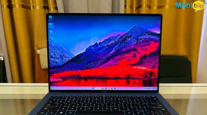 4K Laptop (1) 4K Laptop