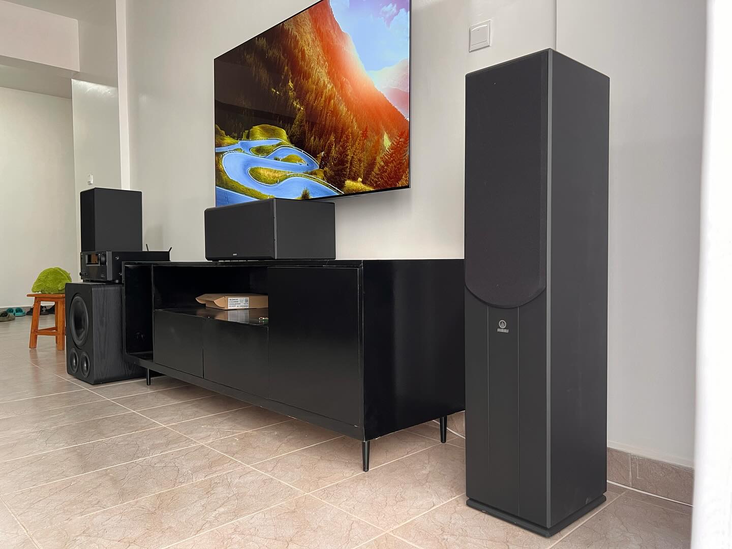 Home-Theater-Systems