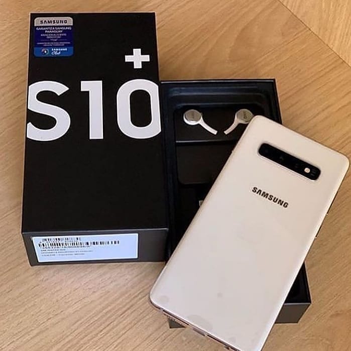 Samsung Galaxy S10 Review: Specs, Pros & Cons 1 Samsung Galaxy S10 3